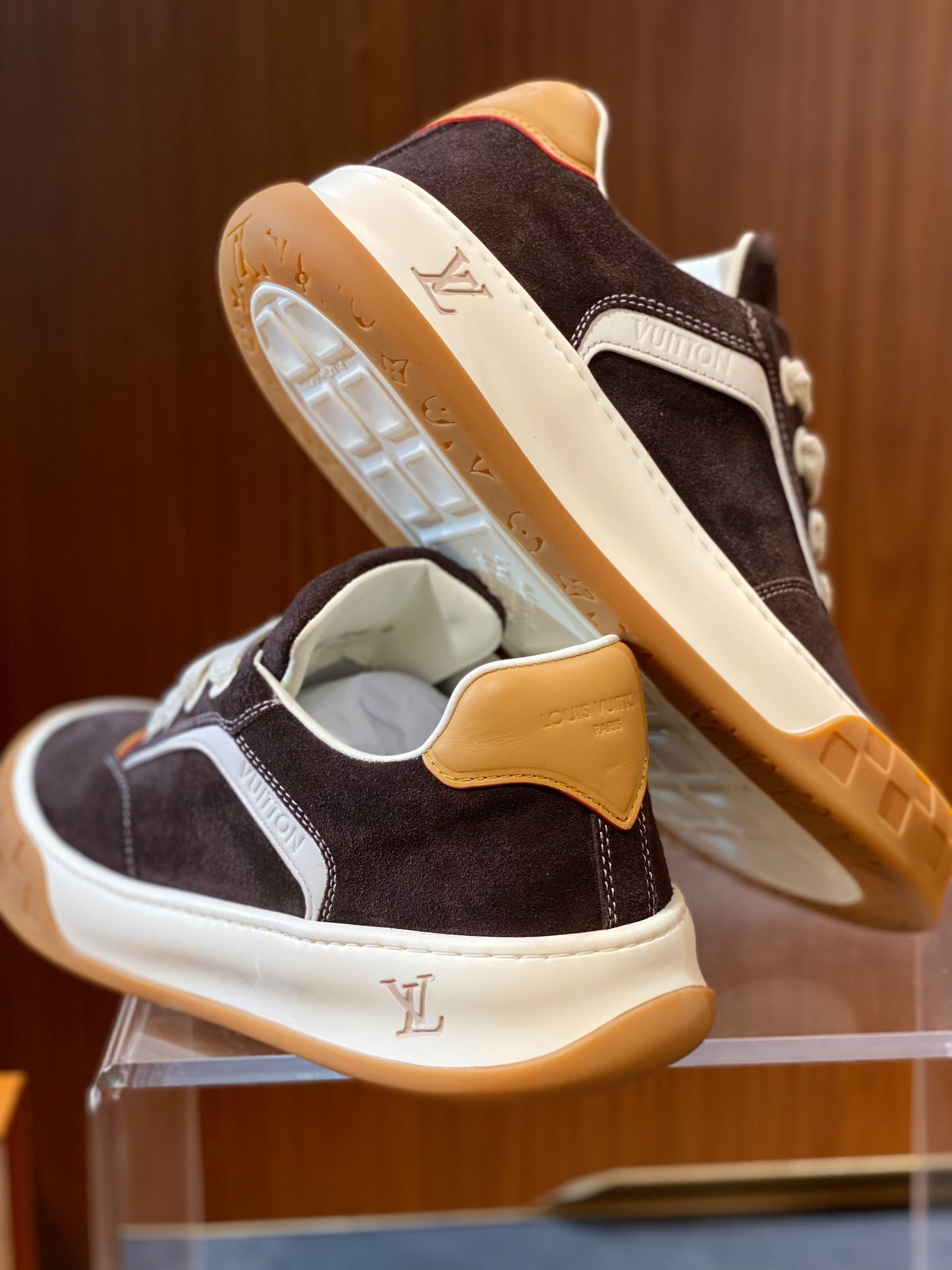 LOU TILTED SNEAKERS