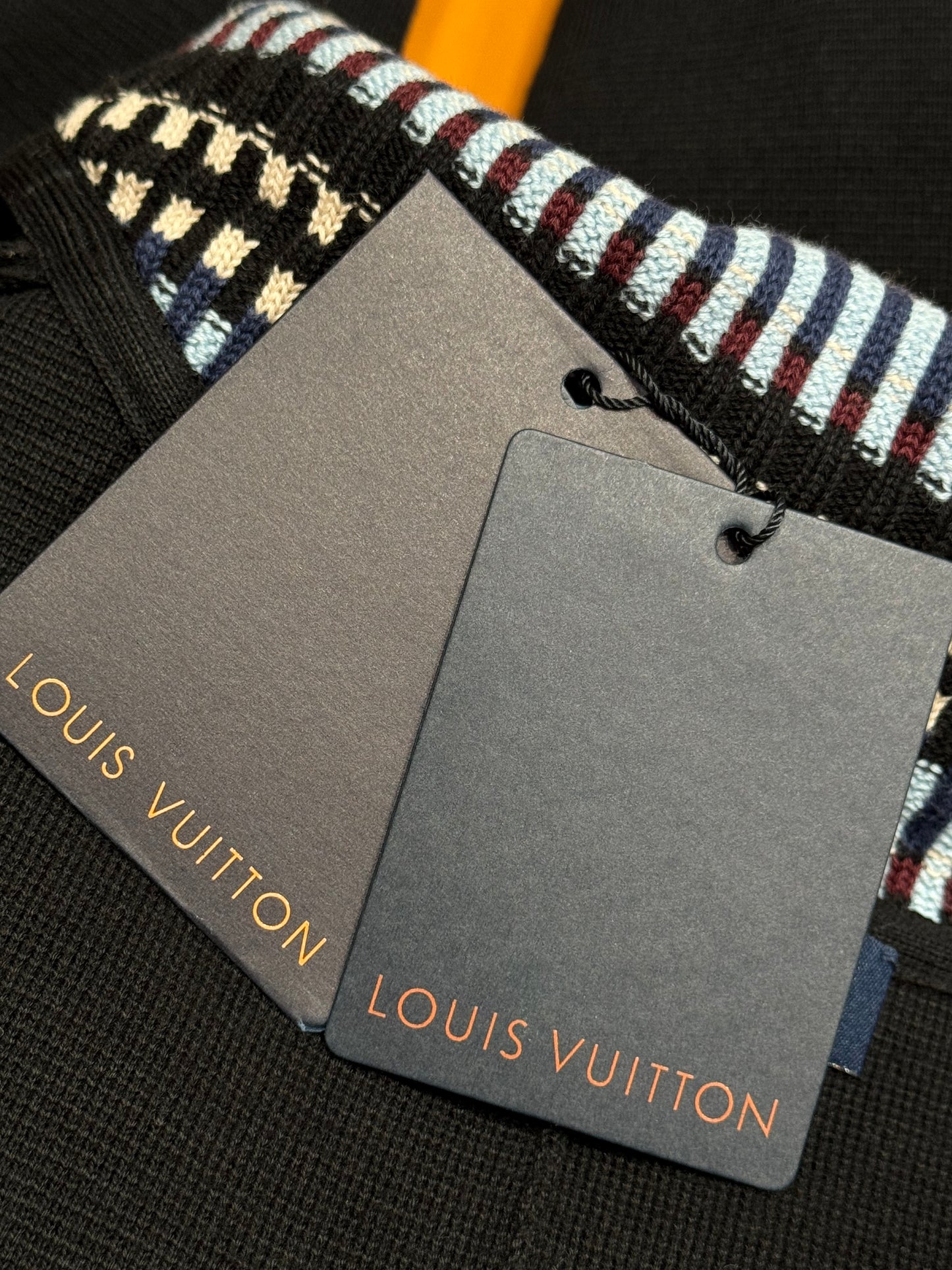 LOU ZIP SWEATSHIRT