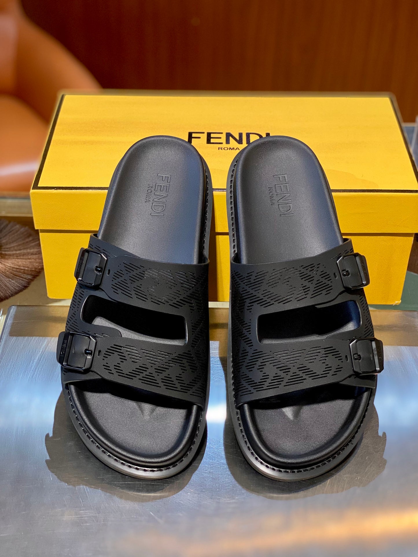 FEN SANDALS
