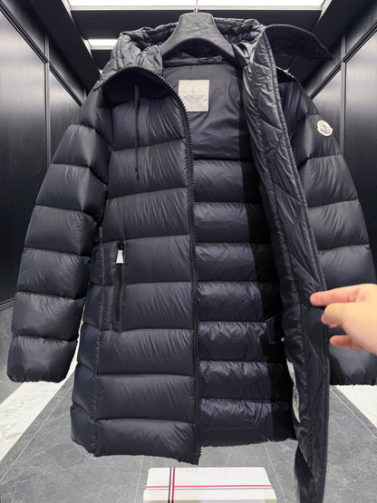 MONC SUYENNE COAT