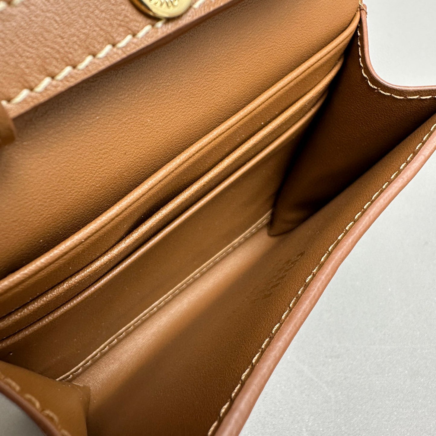 MIU M SHOULDER STRAP WALLET