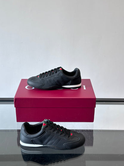 GG SHIFT SNEAKERS
