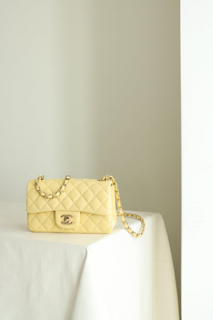 CC CLASSIC FLAP MINI BAG