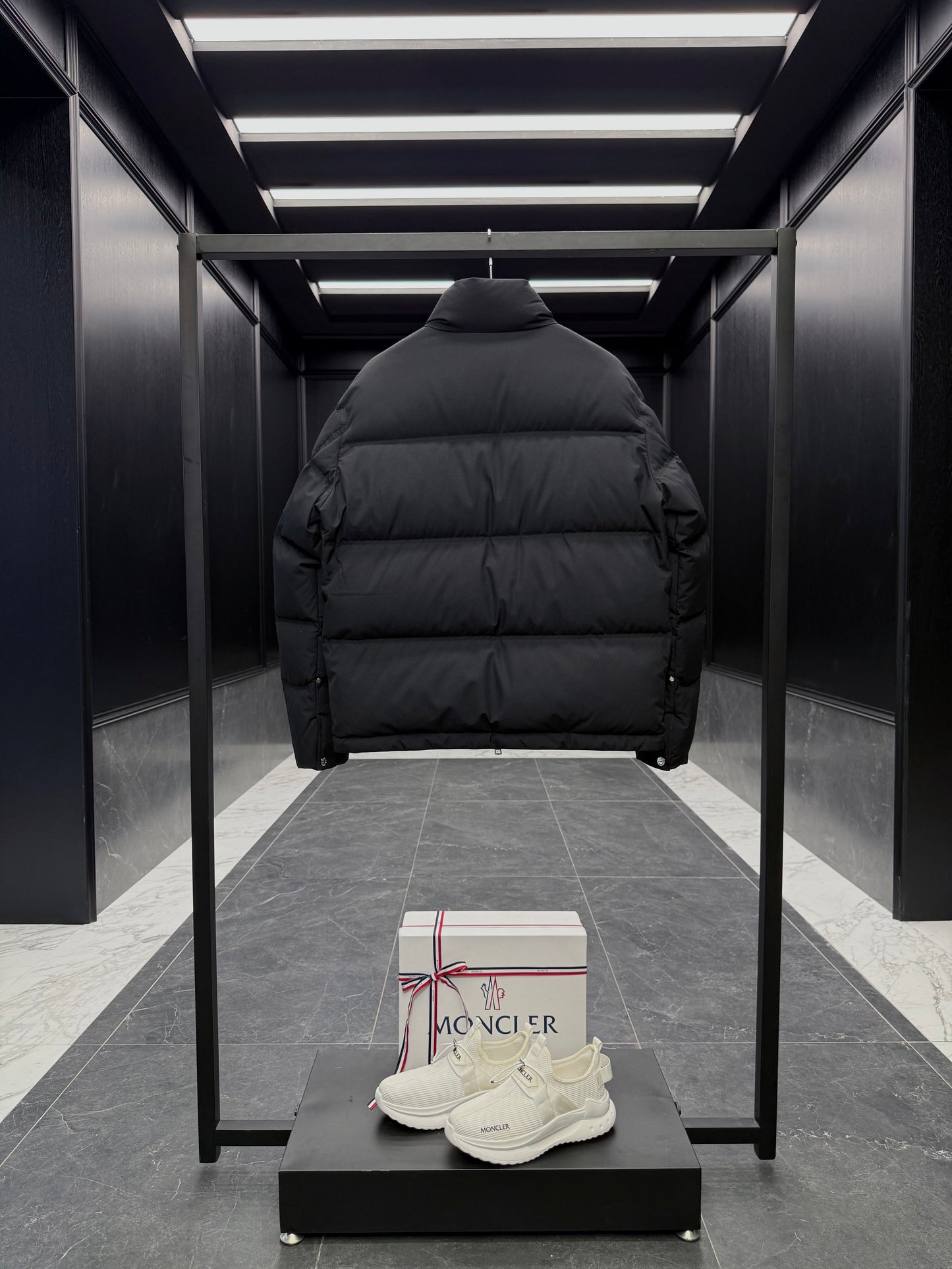MONC DIYA JACKET