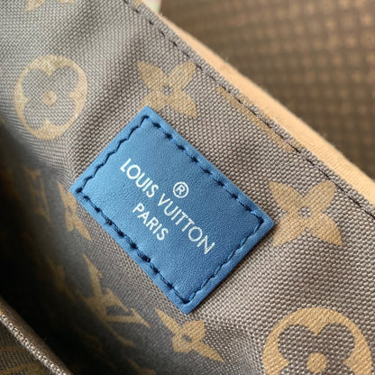 LOU DISTRICT PM MESSENGER BAG