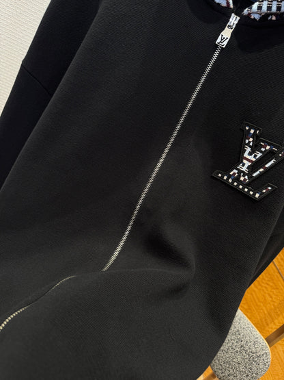 LOU ZIP SWEATSHIRT
