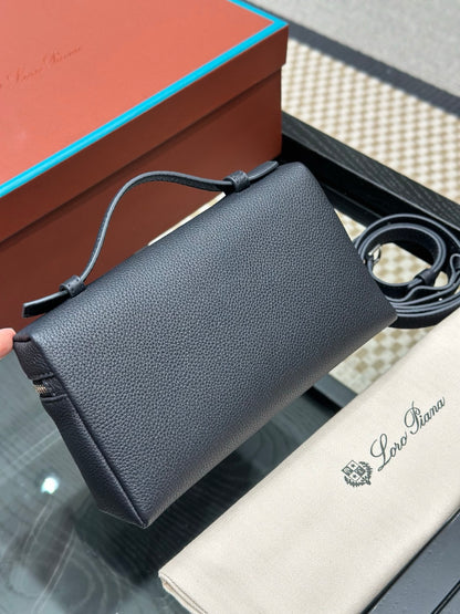 LORO P EXTRA POCKET L19 BAG