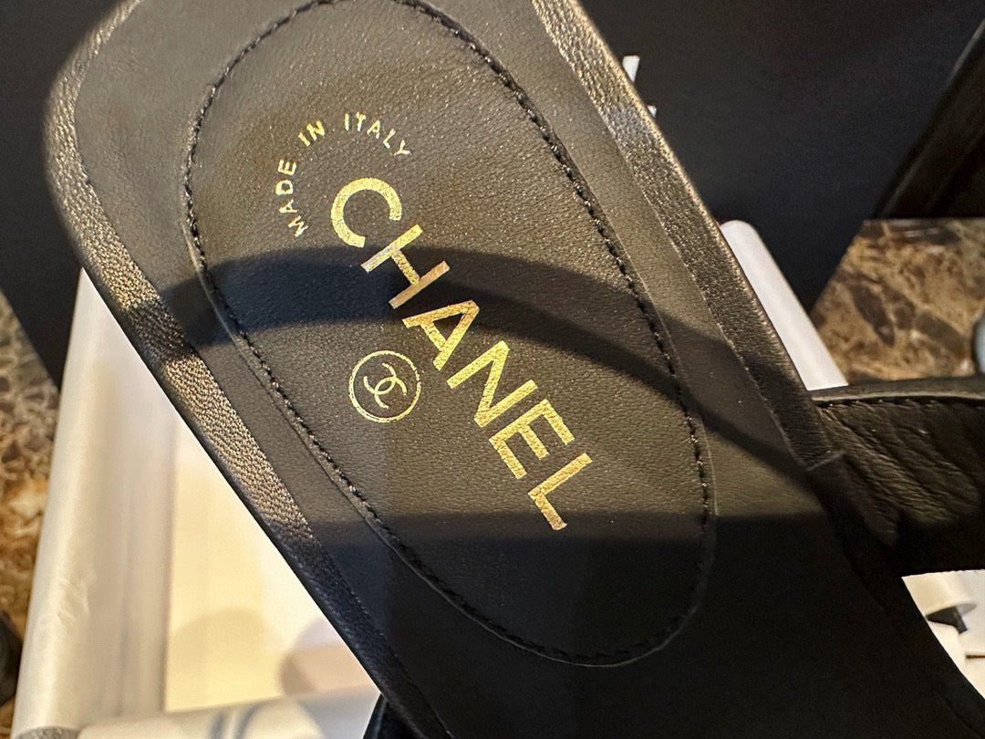 CC SANDALS