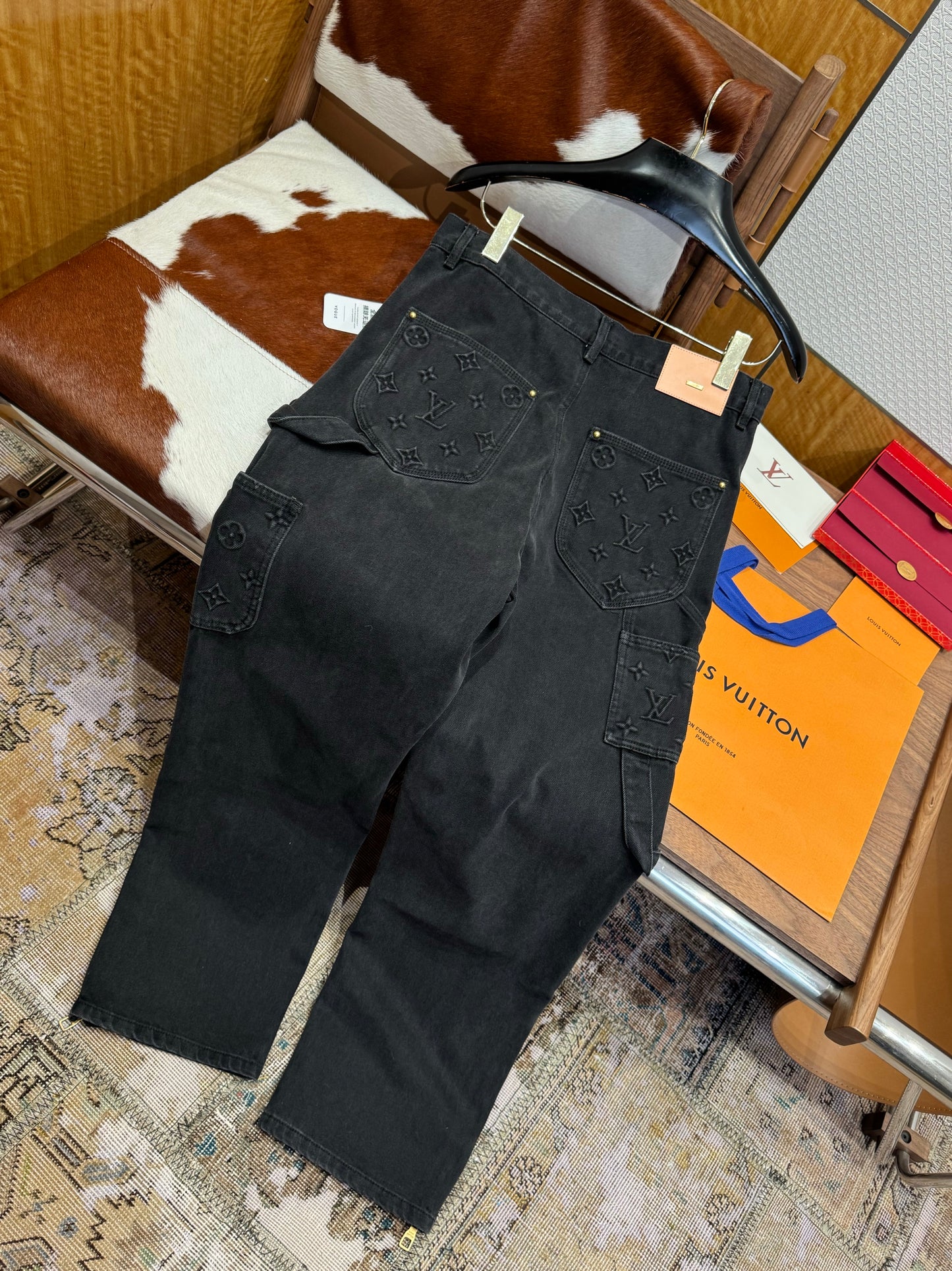 LOU JEANS