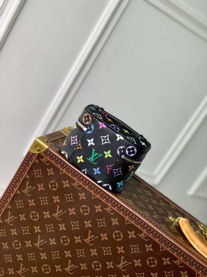 LOU NICE NANO BAG