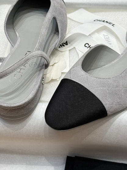 CC SLINGBACK PUMPS