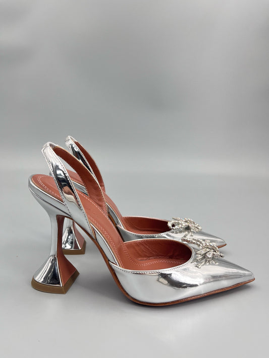 AMINA M HEELS