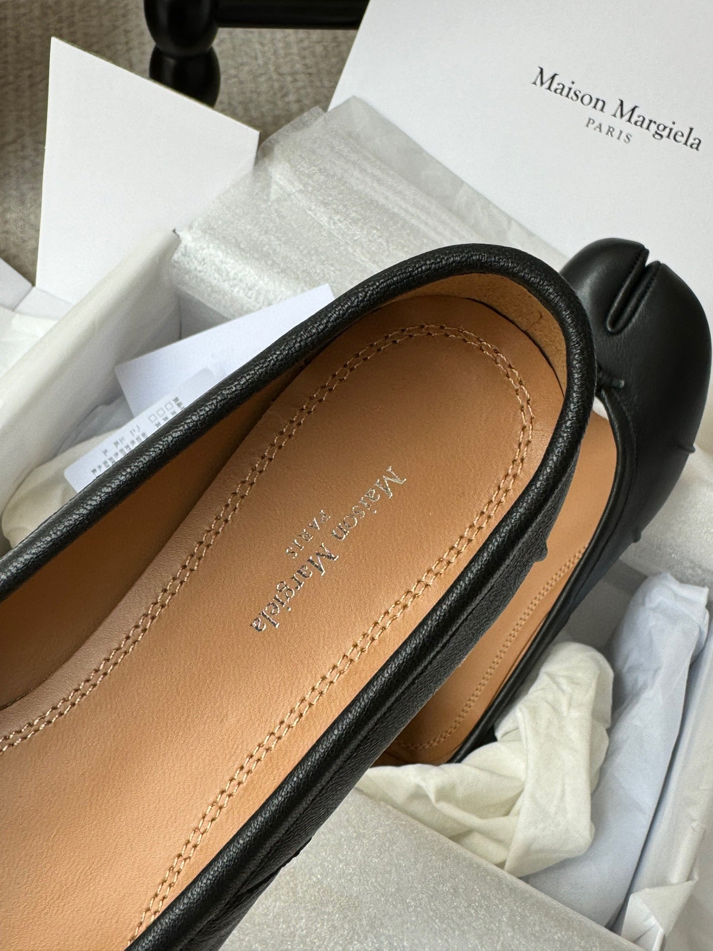 MAISON M TABI BALLET FLATS
