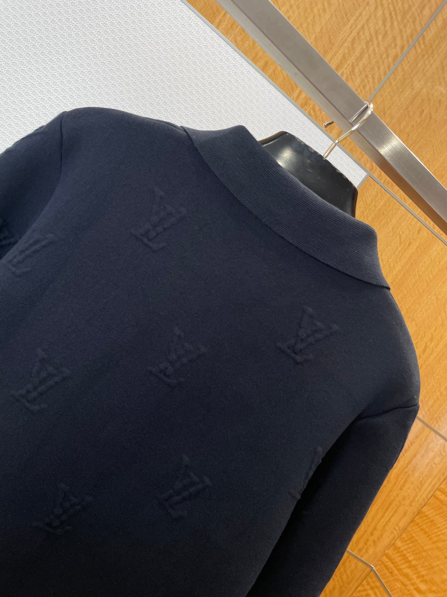 LOU ZIP CARDIGAN