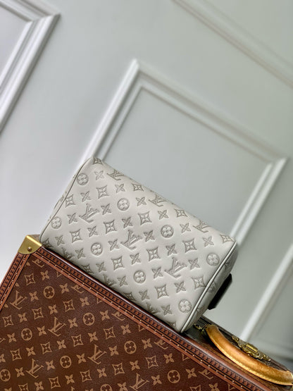 LOU DOPP KIT TOILETRY BAG