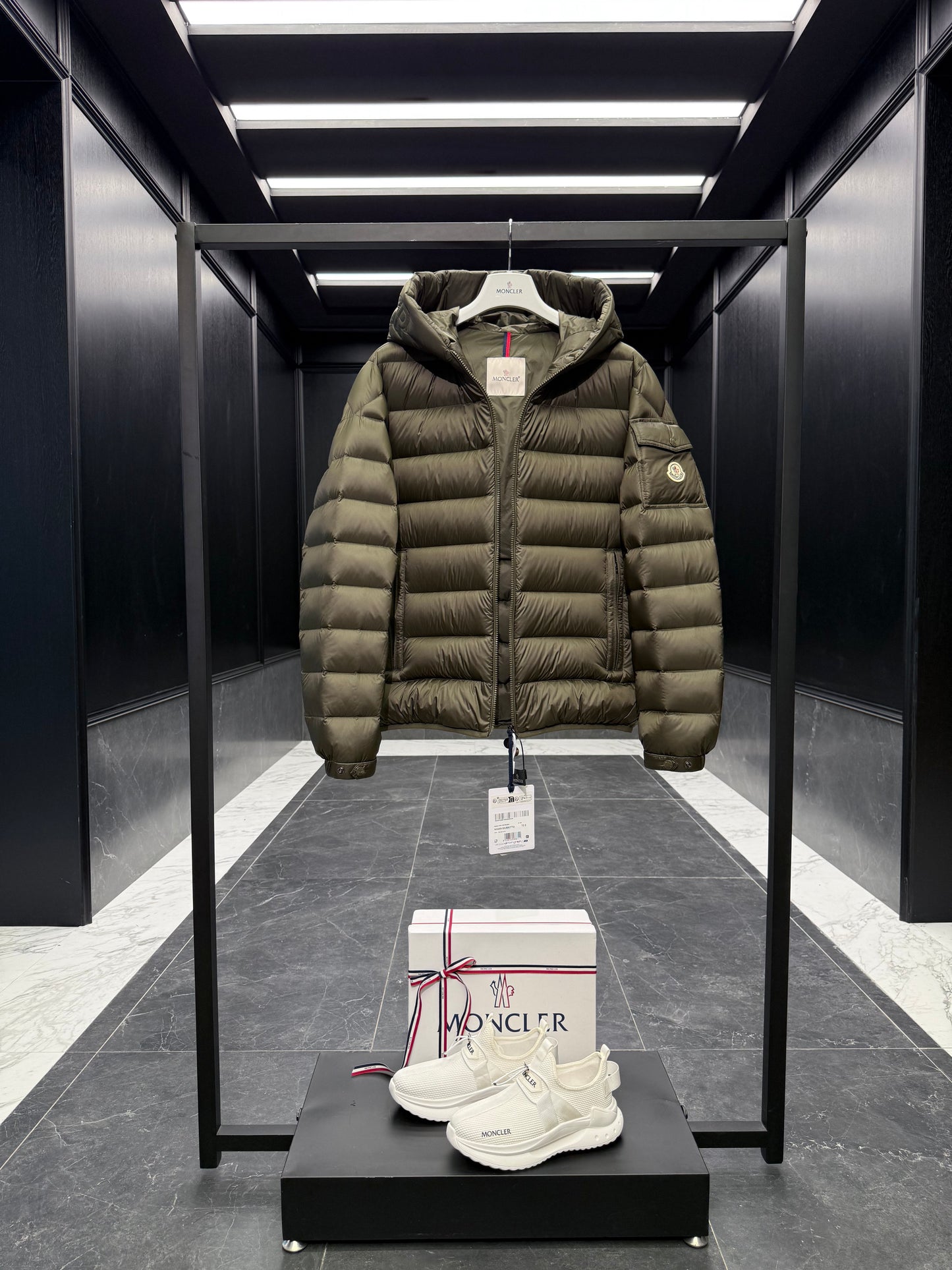 MONC NAJAN JACKET