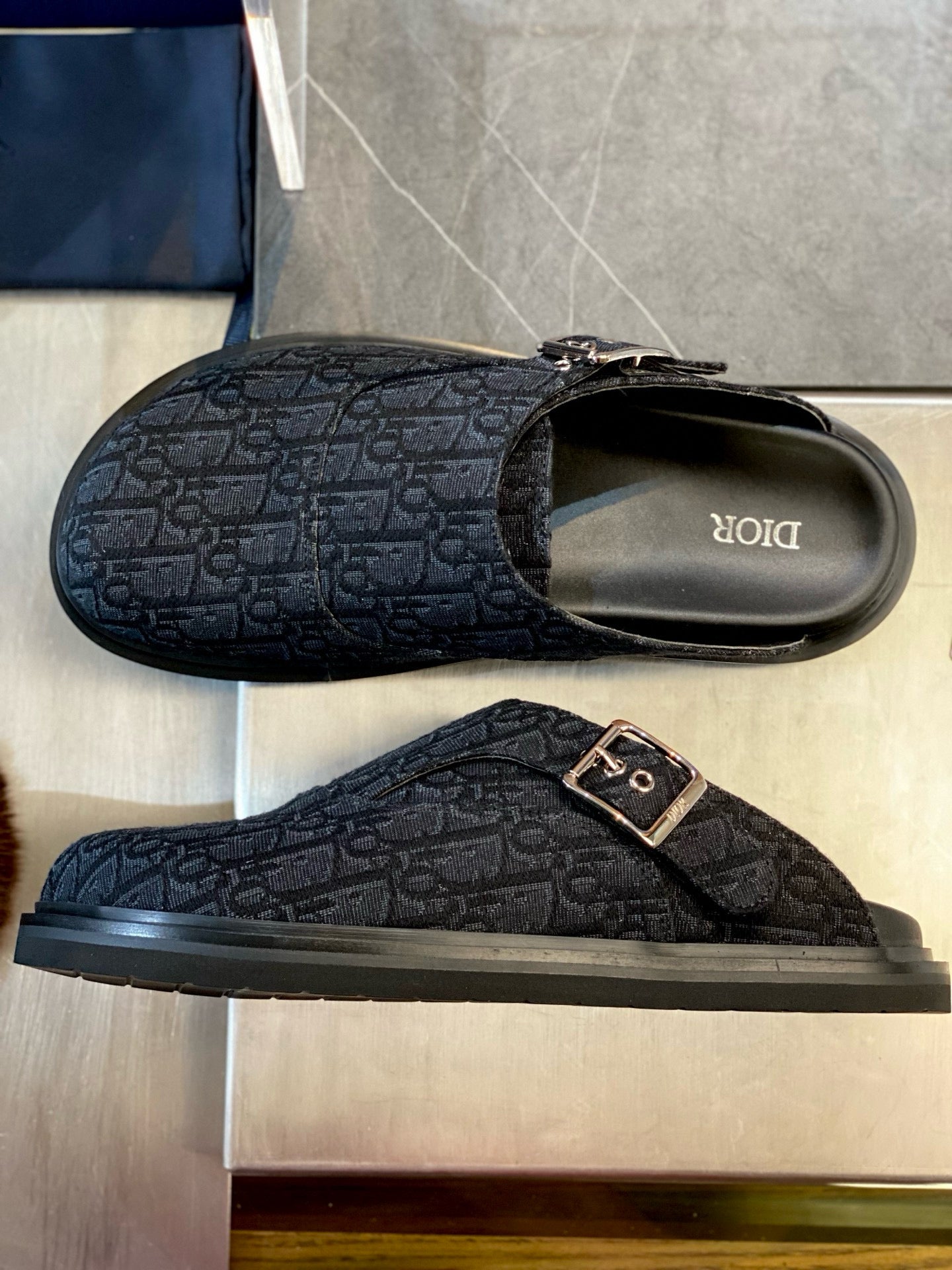 CD AQUA MULES