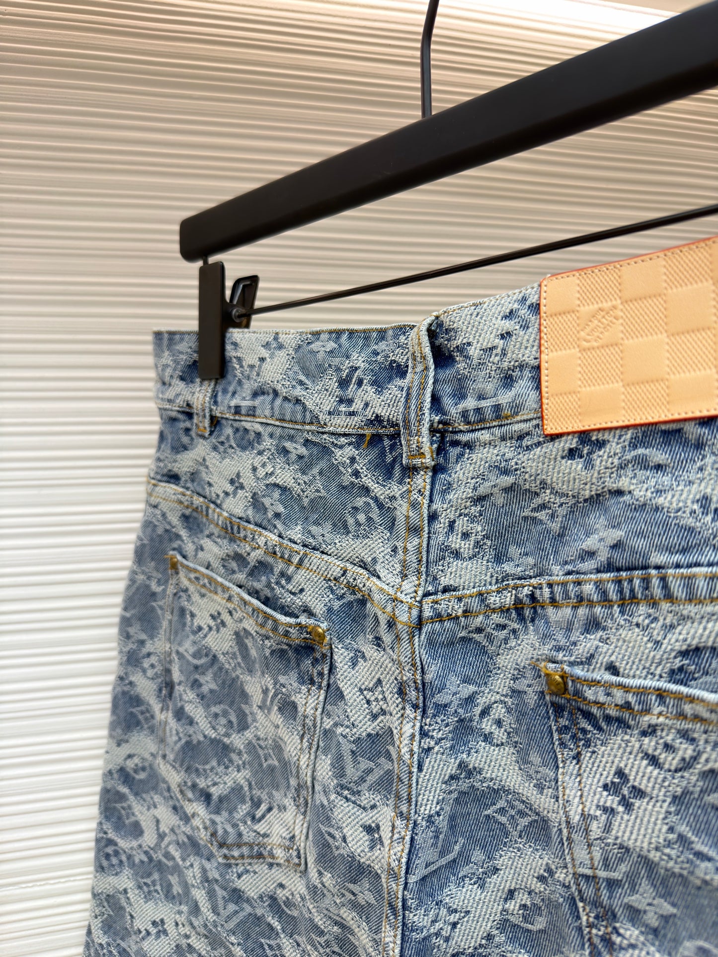 LOU DENIM SHORTS