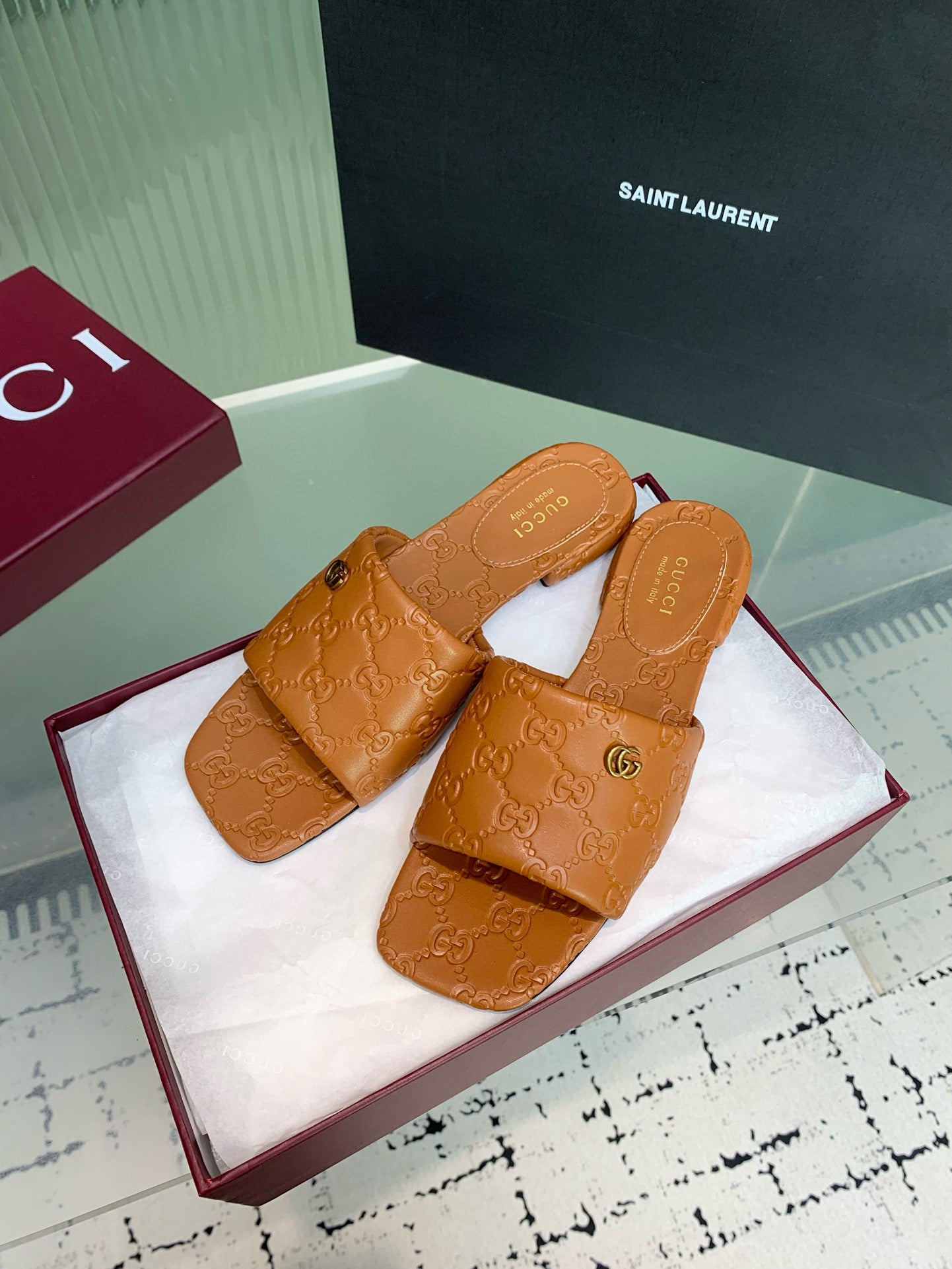 GG SANDALS