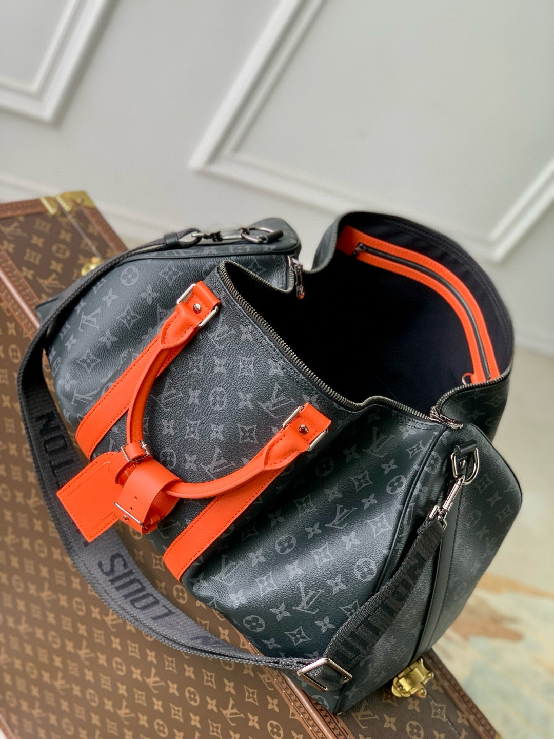 LOU KEEPALL BANDOULIÈRE 50 BAG