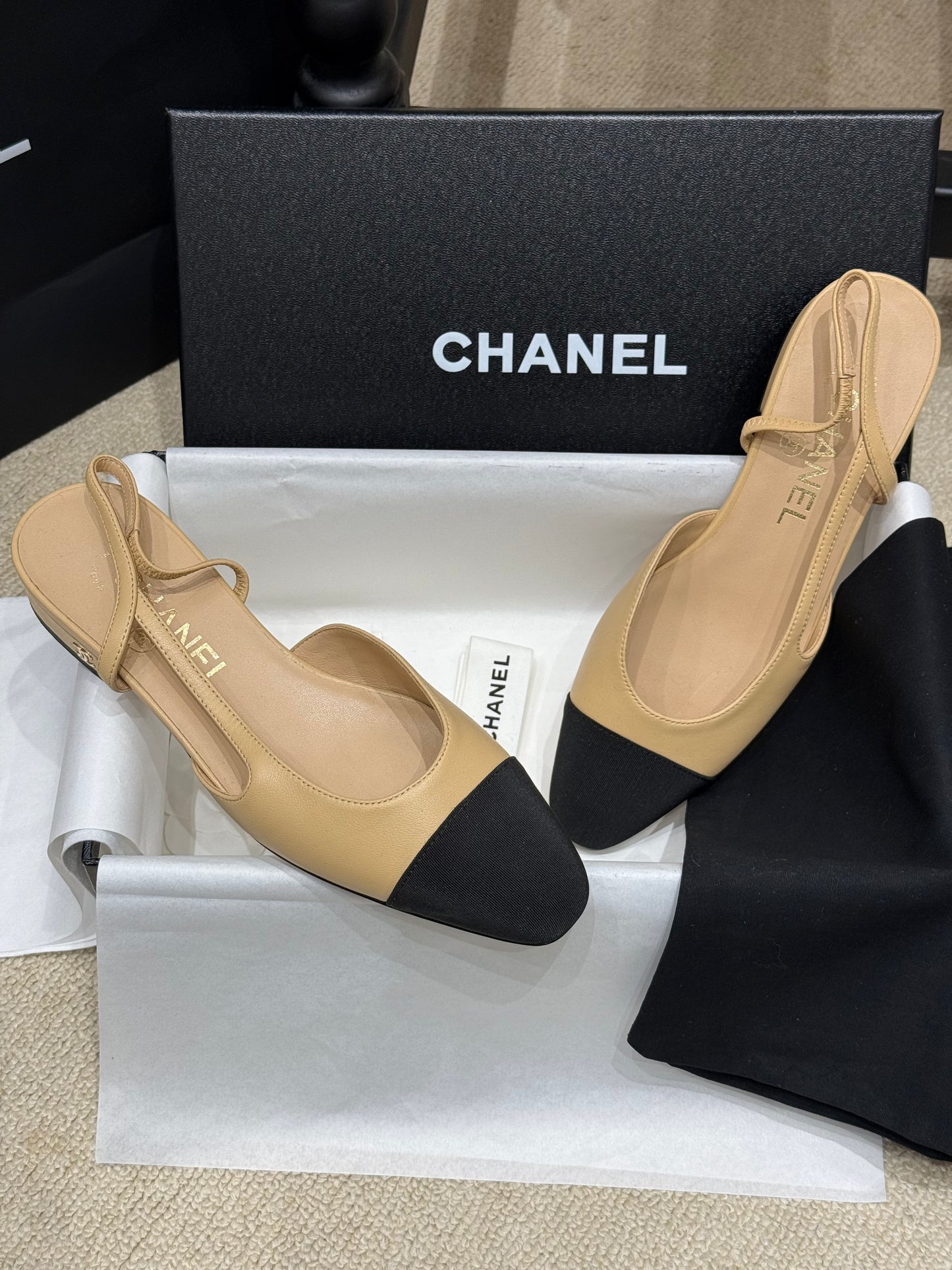CC SLINGBACK PUMPS