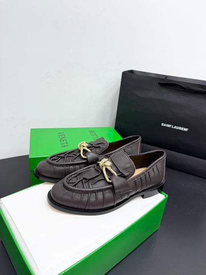 BOTT V LOAFERS