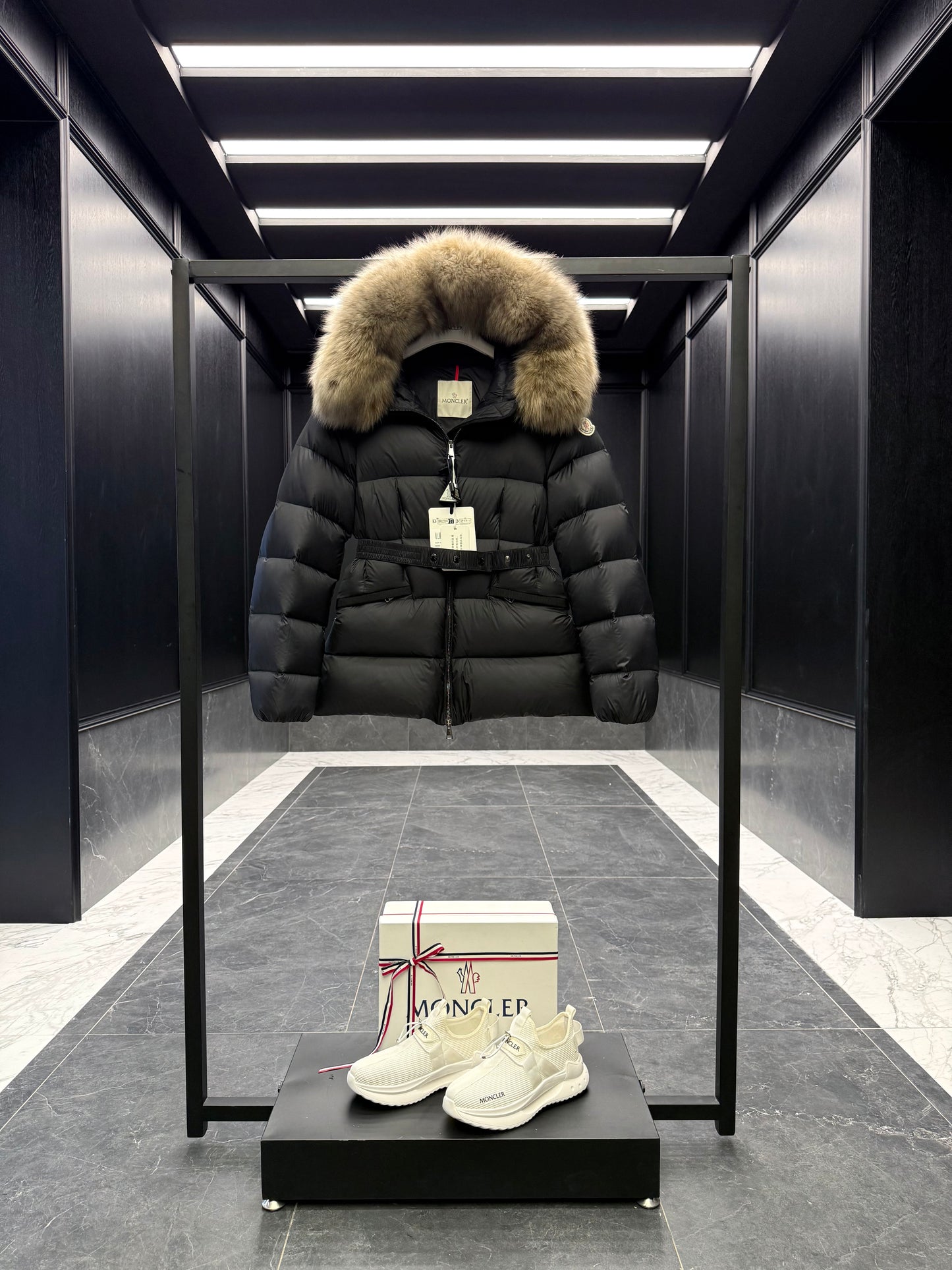 MONC BOED JACKET