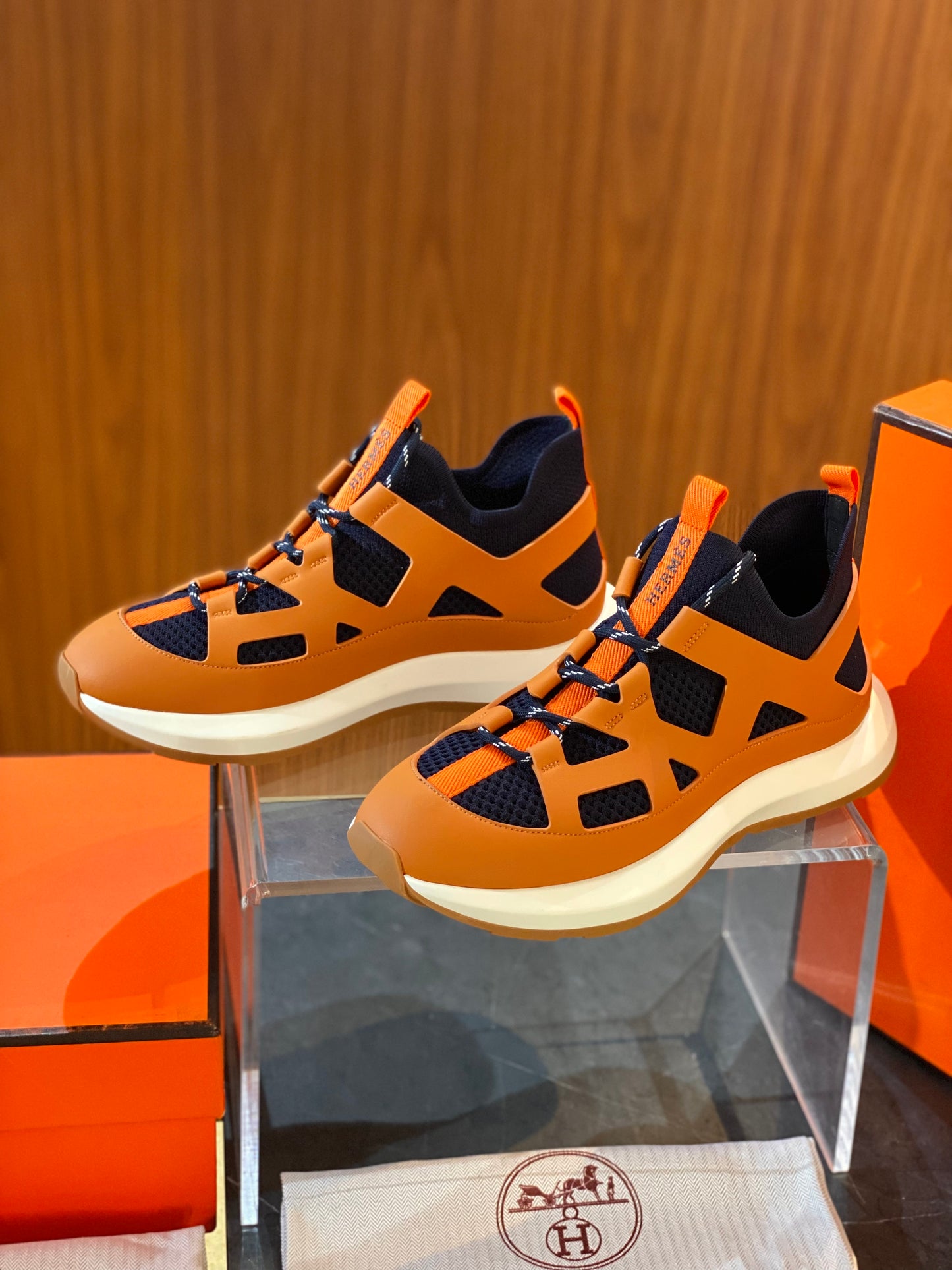HERM KATANA SNEAKERS
