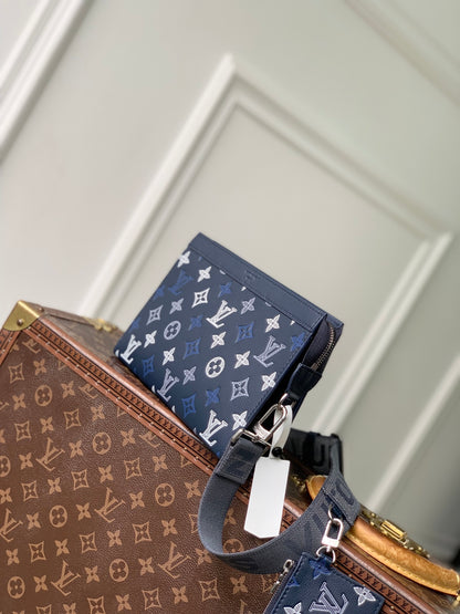 LOU GASTON WEARABLE WALLET