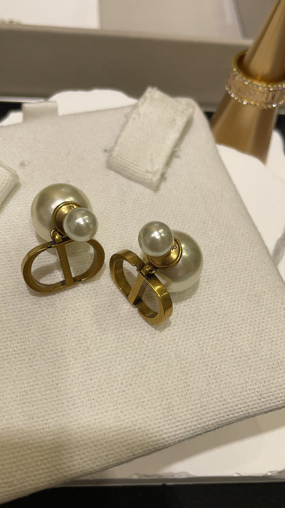 CD EARRINGS