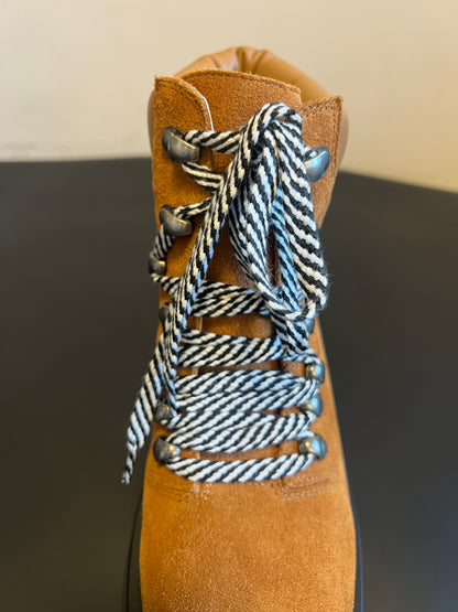 BOTT V BOOTS