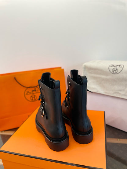 HERM LAND BOOTS