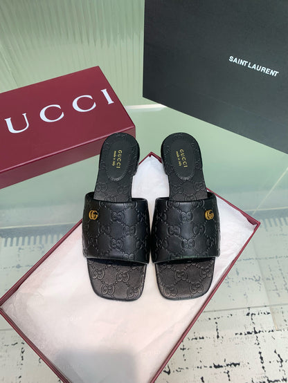 GG SANDALS