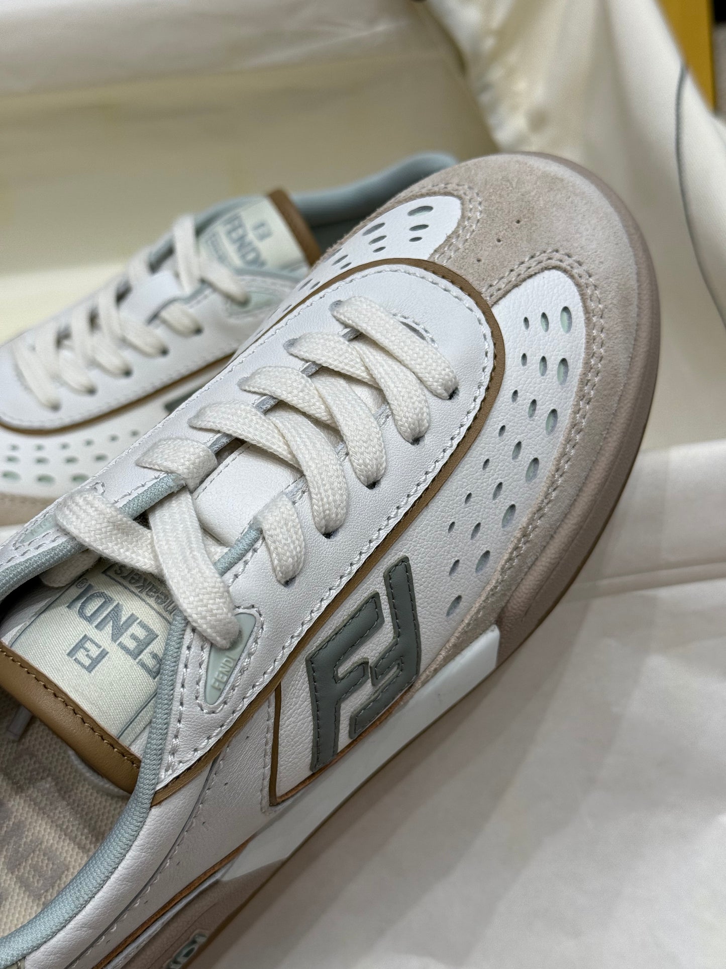 FEN SNEAKER