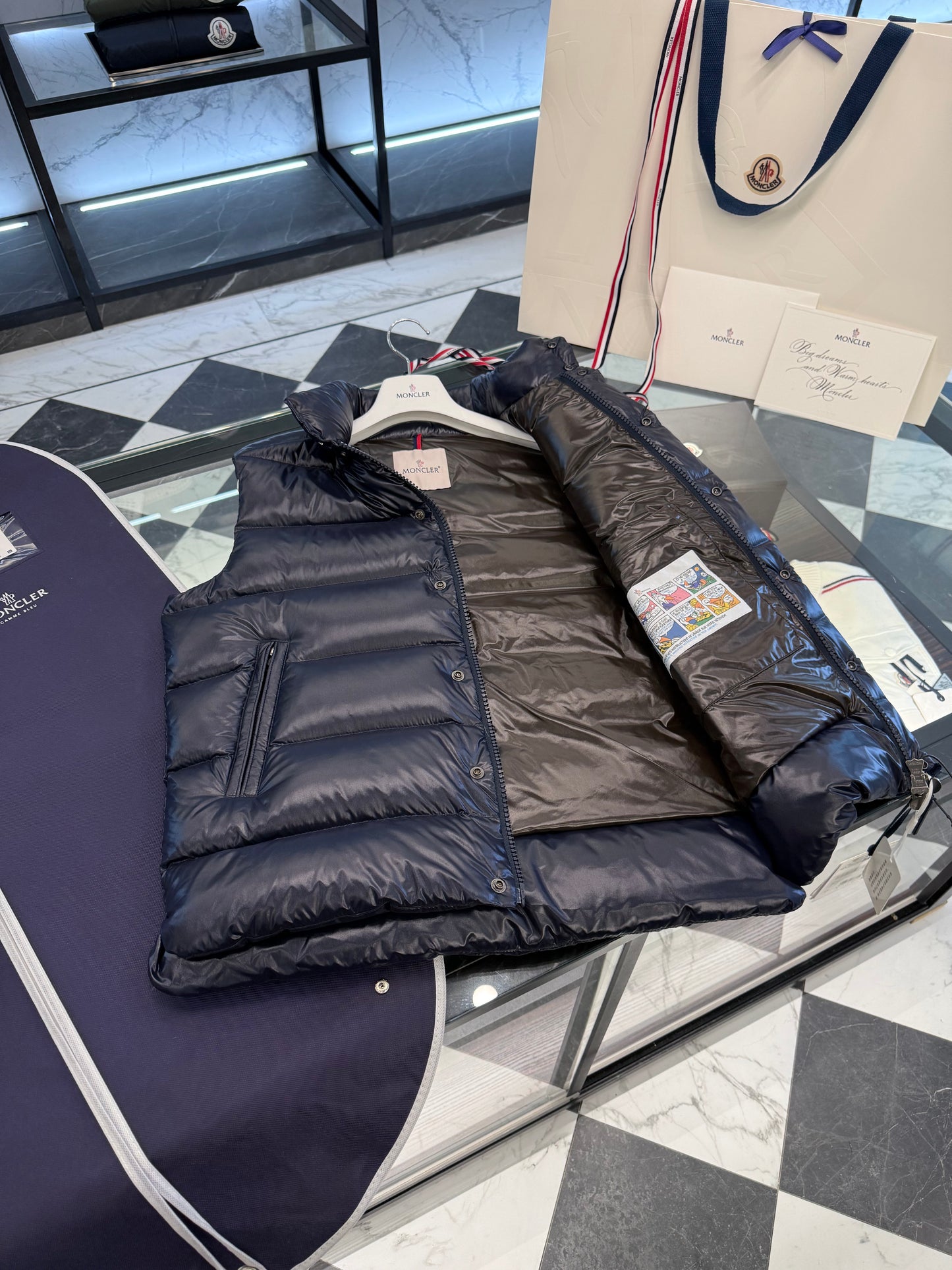 MONC TIBB VEST
