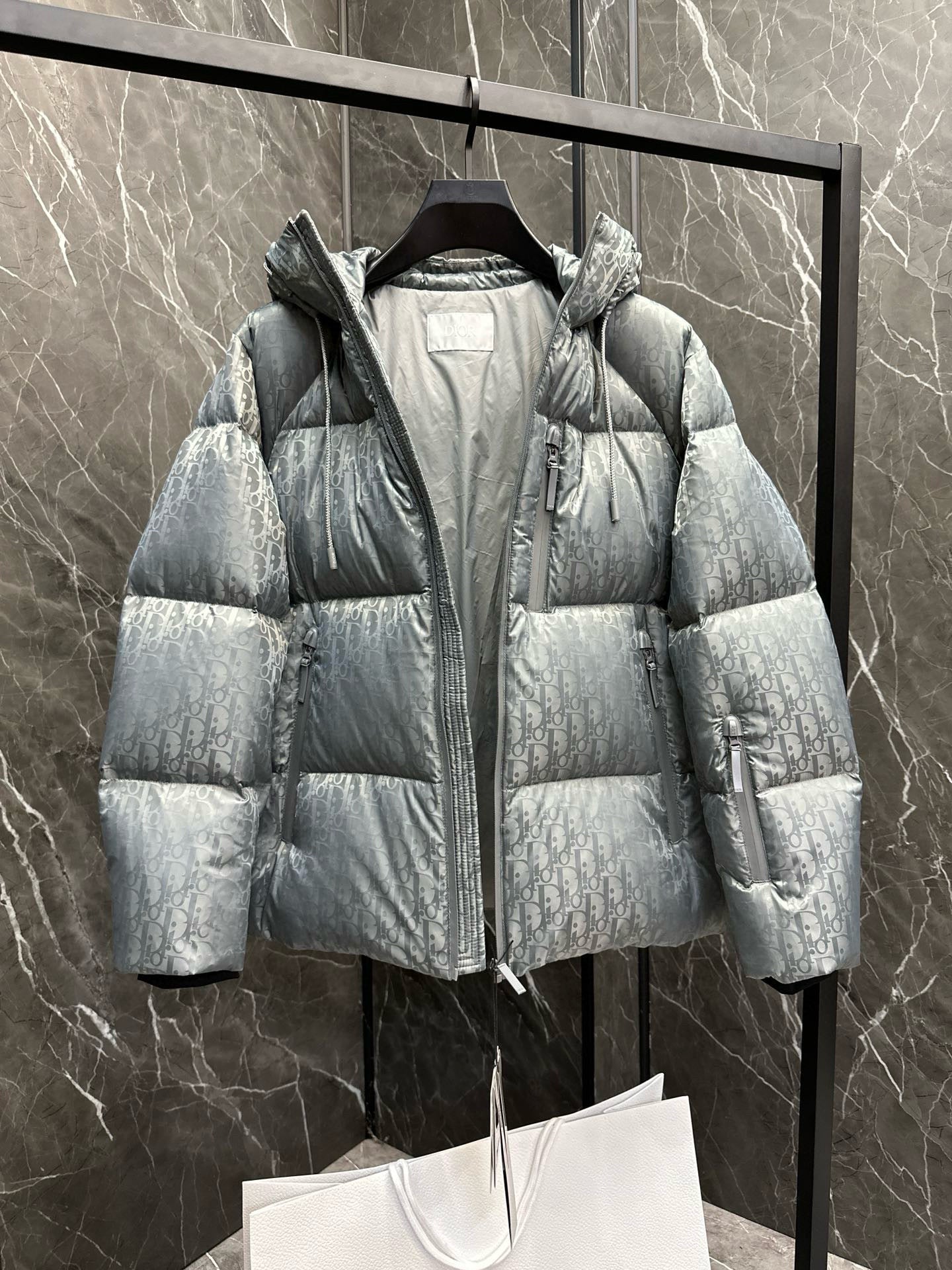 CD OBLIQUE JACKET