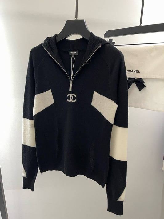 CC KNIT HOODIE