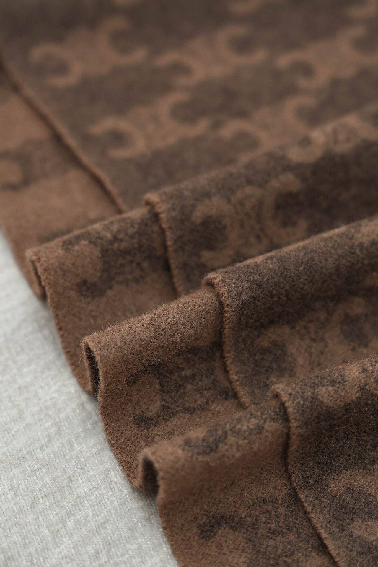 CEL SCARF