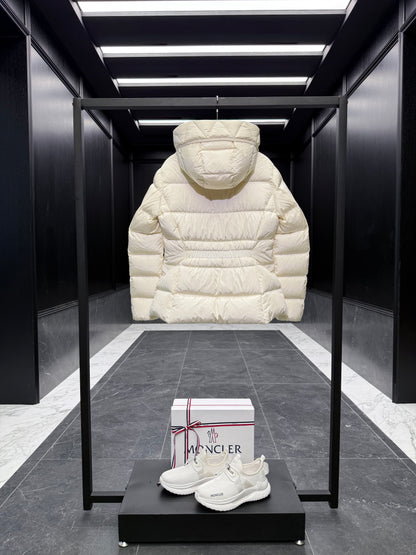 MONC AVOCE JACKET