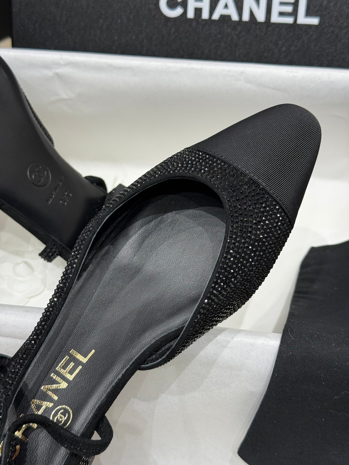 CC SLINGBACK PUMPS