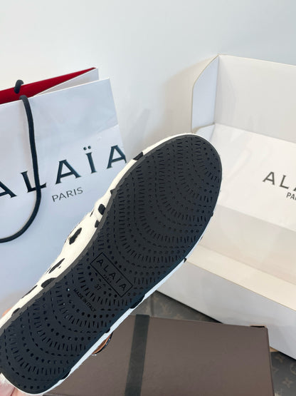 ALAIA BALLET FLATS