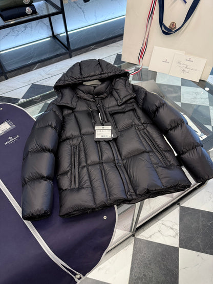MONC SERFANTO JACKET