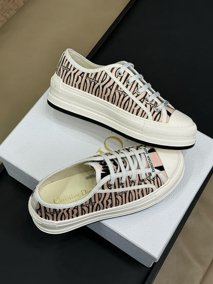 CD PLATFORM SNEAKER