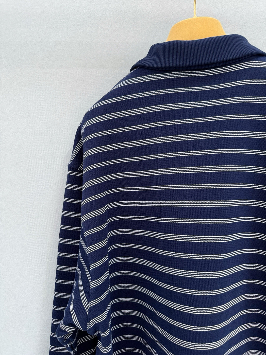 MIU M SWEATSHIRT