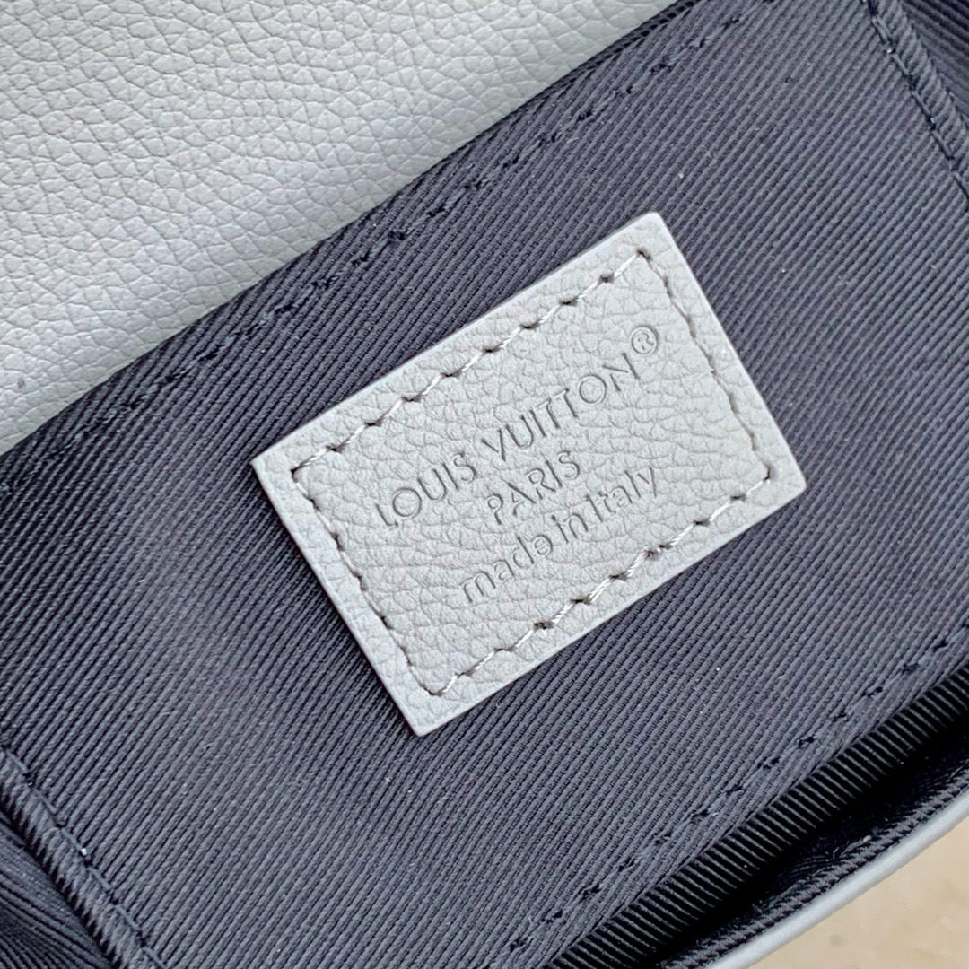 LOU PULSE WEARABLE WALLET