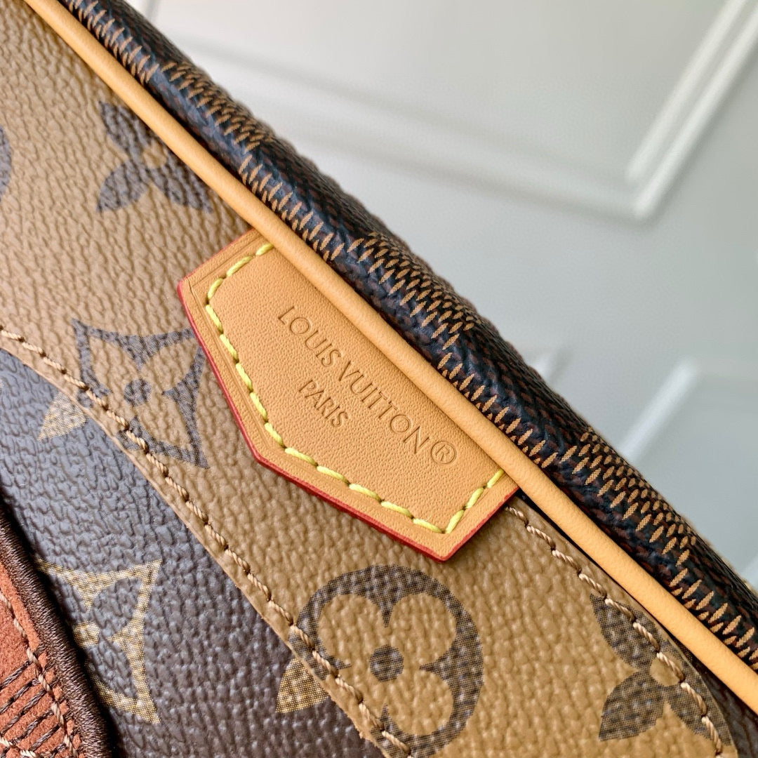 LOU TROCADERO WEARABLE WALLET