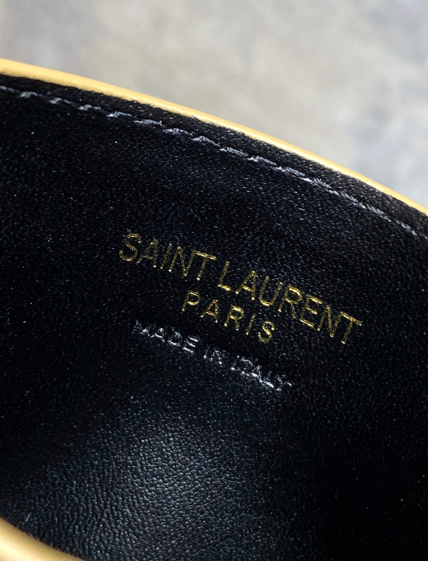 SL CARD HOLDER