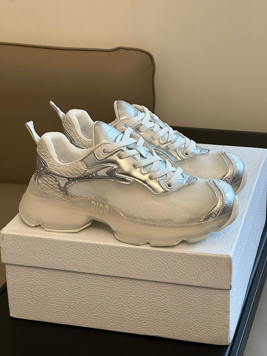 CD VIBE SNEAKERS
