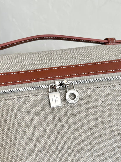 LORO P EXTRA POUCH L27