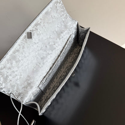 BOTT V ANDIAMO CLUTCH